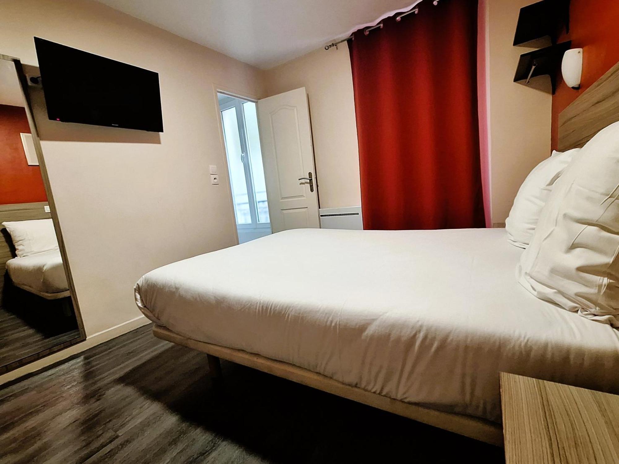 Hipotel Gambetta Republique Paris